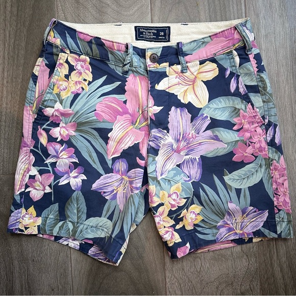 Abercrombie & Fitch Floral Men’s  Shorts - Picture 1 of 8